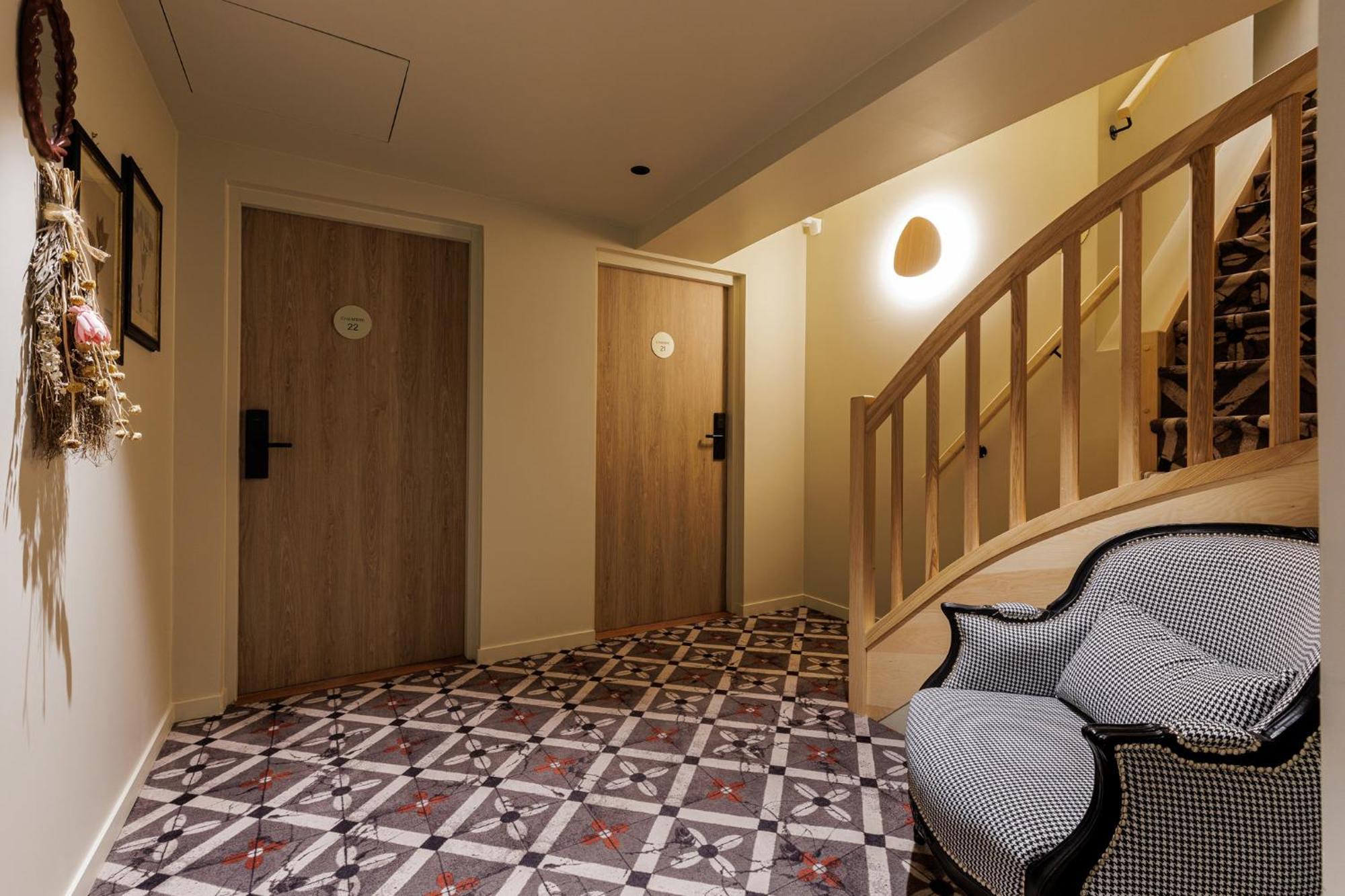 Hotel Cloitre - Entree Autonome, Reception En Ligne - Encore Mieux Orleans Exterior photo